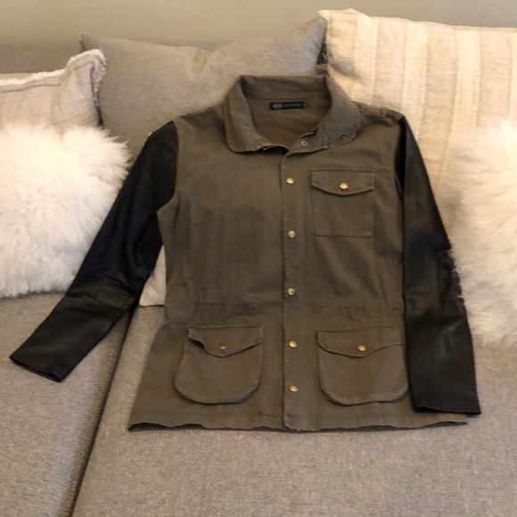 π₯ JET by John Eshaya Jacket - Picture 3 of 5